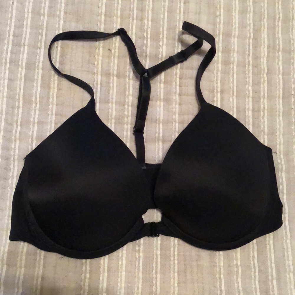 36C T back Victoria’s Secret bra